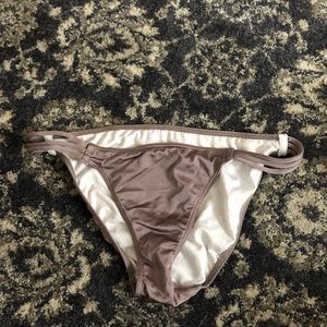 Bikini bottoms